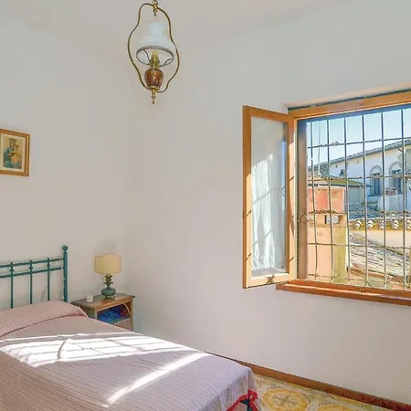 Дом отдыха Awesome In With 5 Bedrooms And Wifi Монте-Сан-Савино